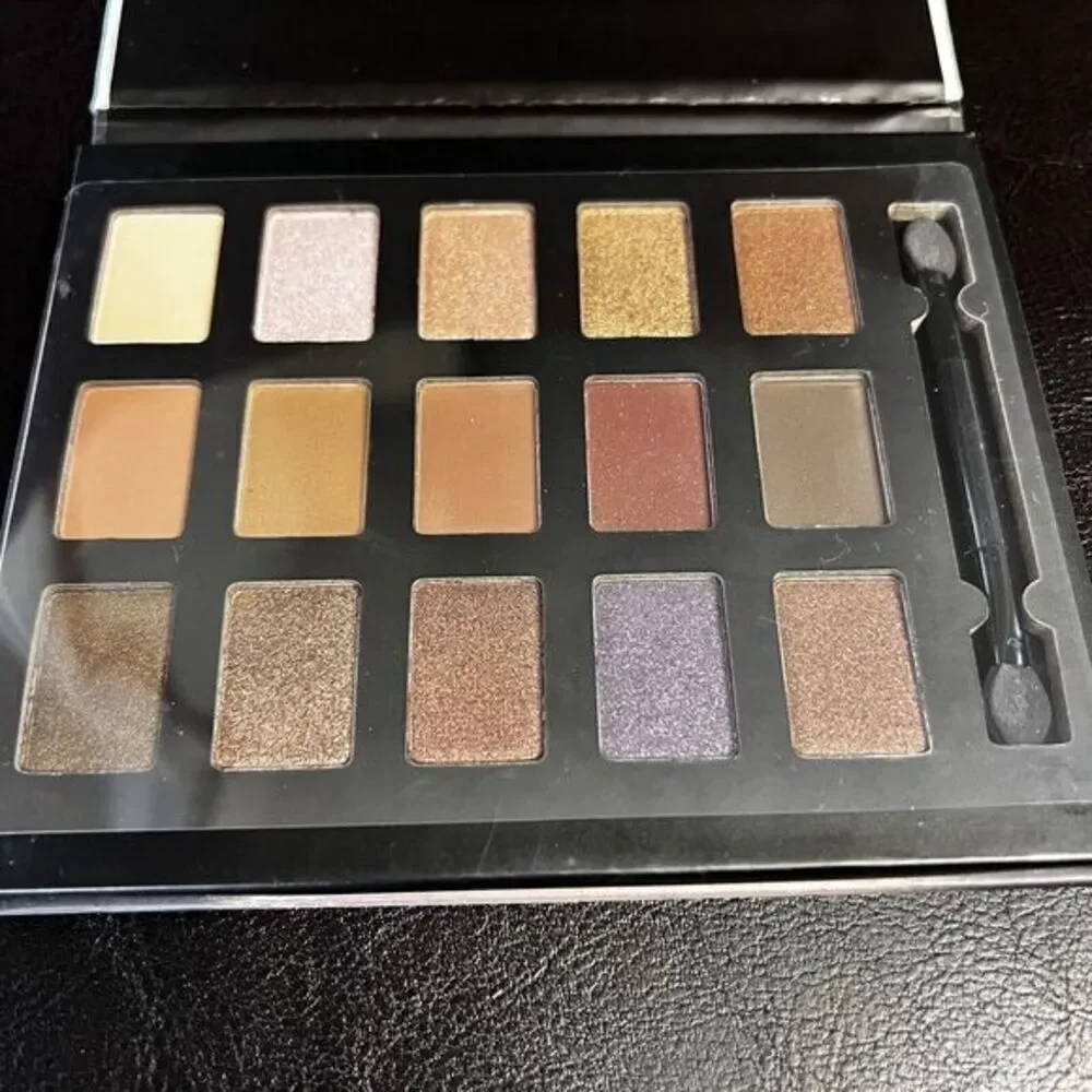 OKALAN POWDER BARE TEMPTATION‎ Eyeshadow Palette 15 Color with mirror B Unused
